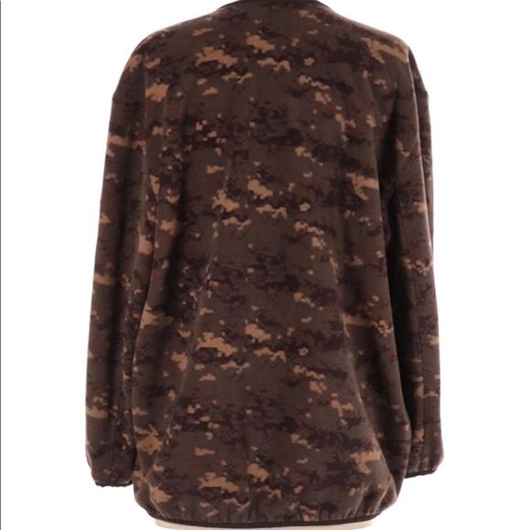 Urban Outfitters Made by Fleamadonna camo velour fleece cardigan, size small - Picture 2 of 9